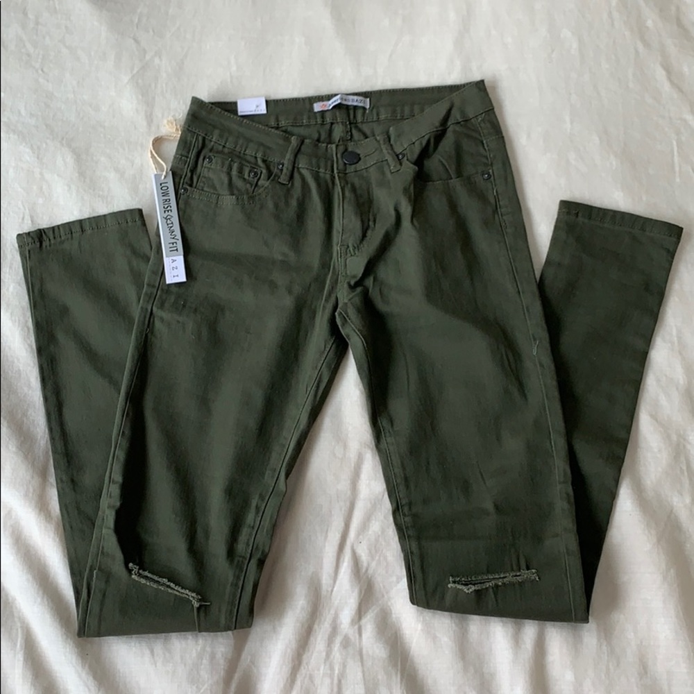 American Bazi low rise skinny 3 olive color NWT